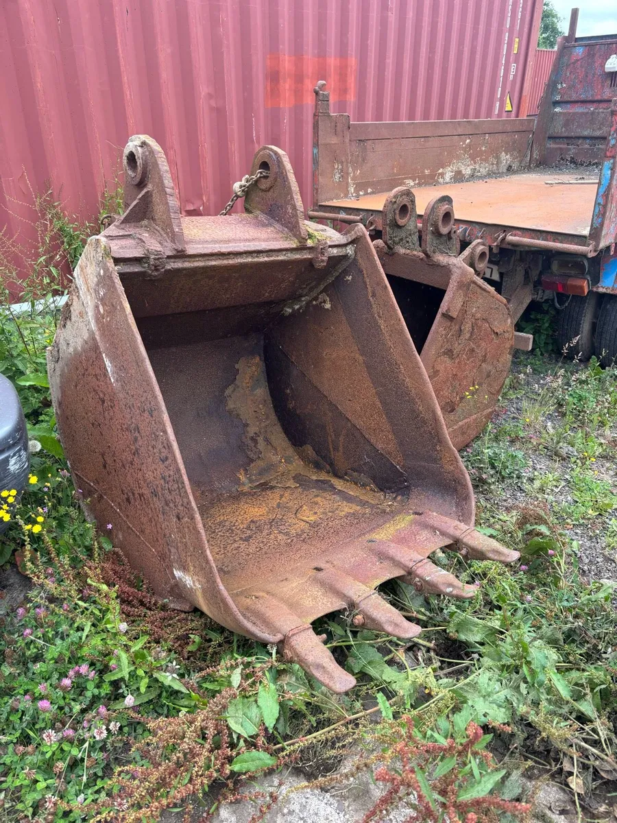 4 buckets 45mm pin and 60mm - Image 4