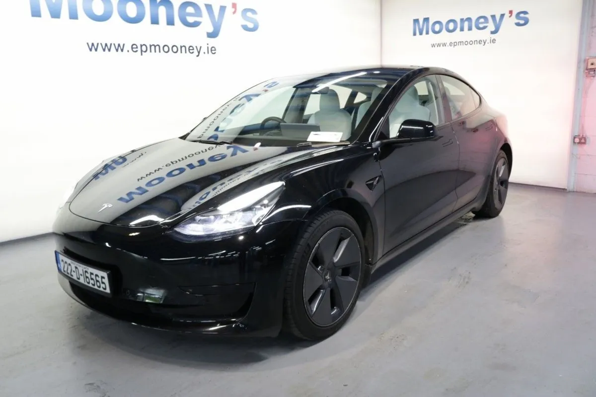 Tesla Model 3 RWD - Image 1