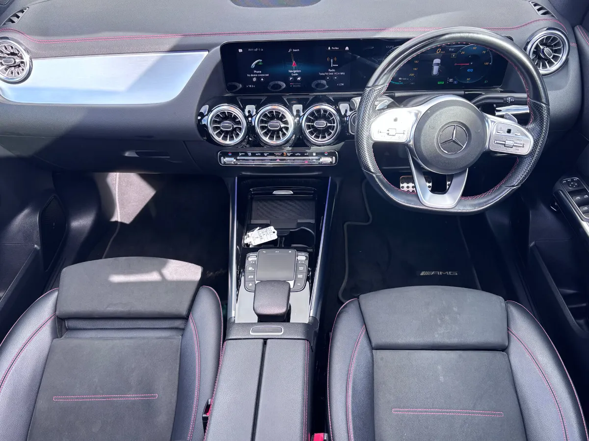 MERCEDES-BENZ EQA 250 AMG LINE // HIGH SPEC - Image 2