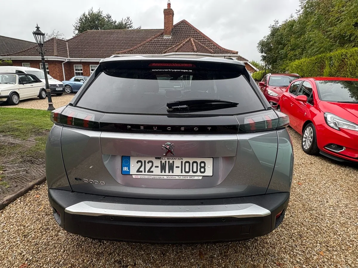 2021 Peugeot 2008e - Image 3