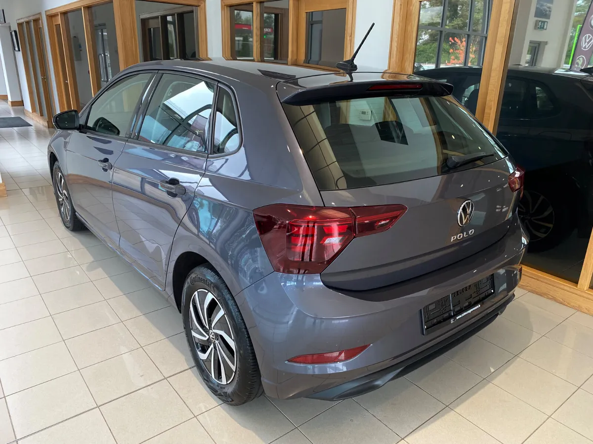 Volkswagen Polo 2023 - Image 4