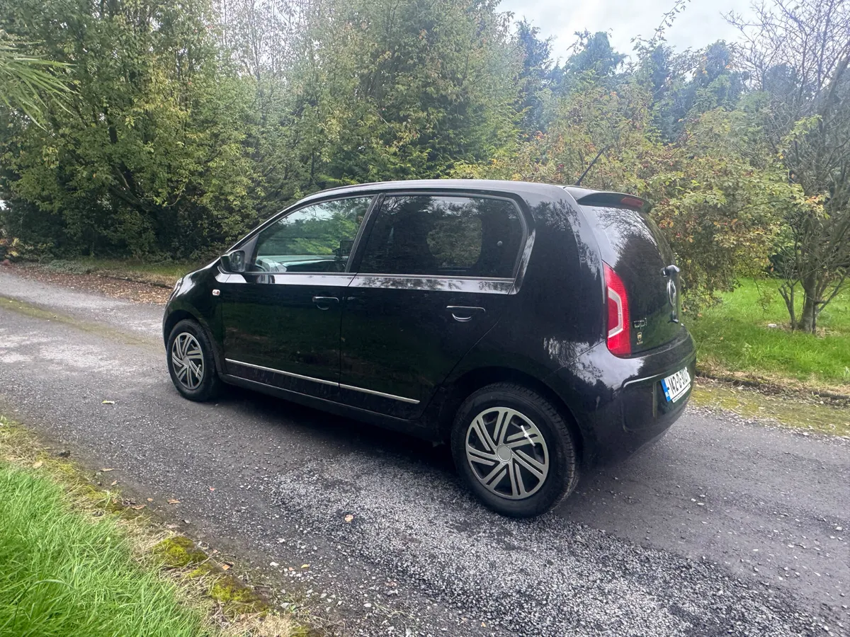 14 Volkswagen up! AUTO .. LOW MILEAGE - Image 3