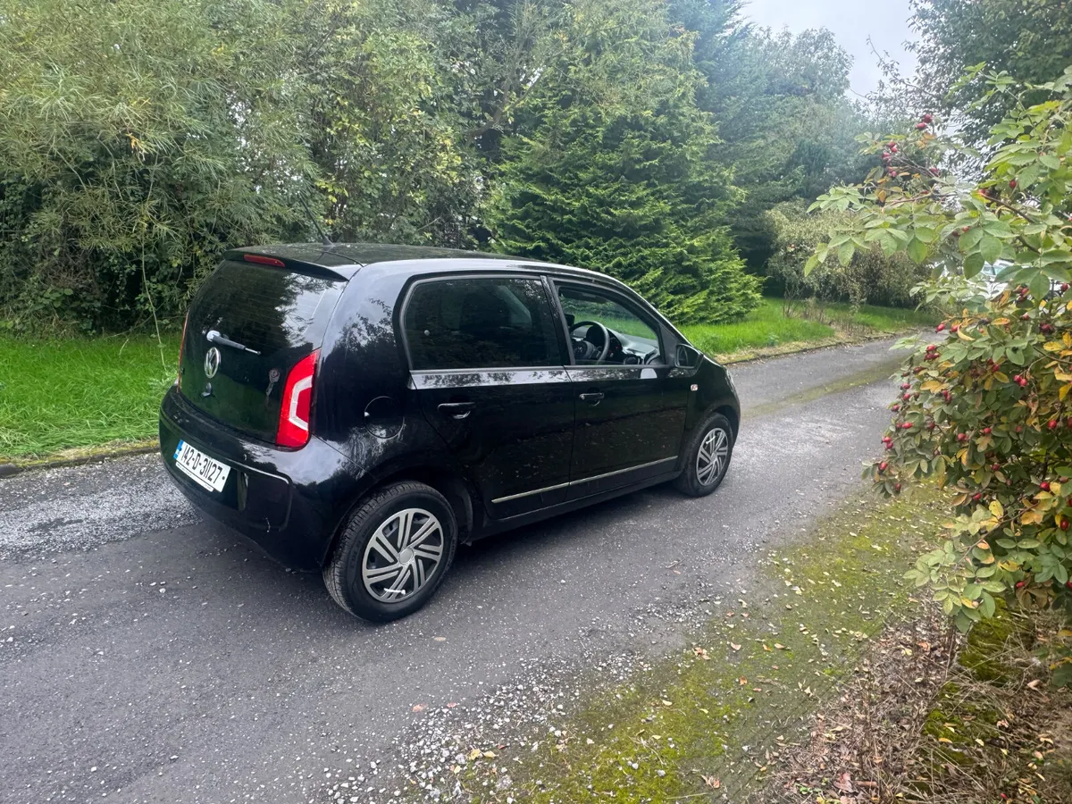 14 Volkswagen up! AUTO .. LOW MILEAGE - Image 2