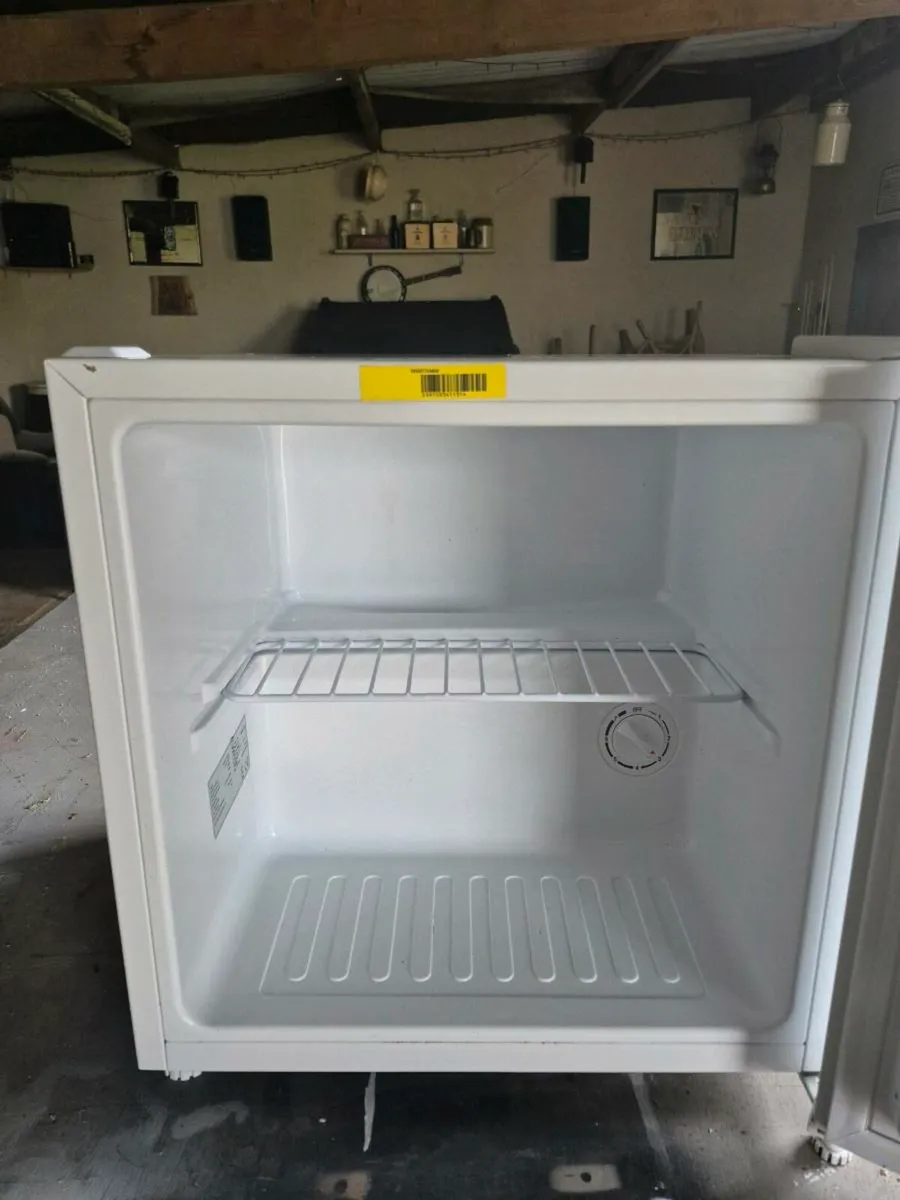Fridge - Image 2