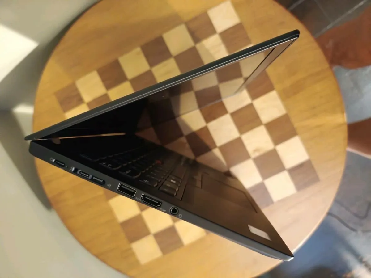 Laptop Lenovo Thinkpad i7/16/256 - Image 4