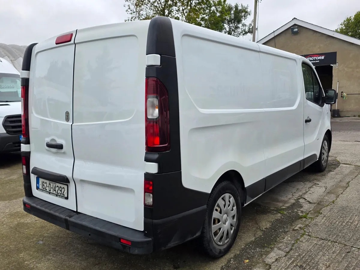 Opel Vivaro 1.6 DIESEL 2016 - Image 4