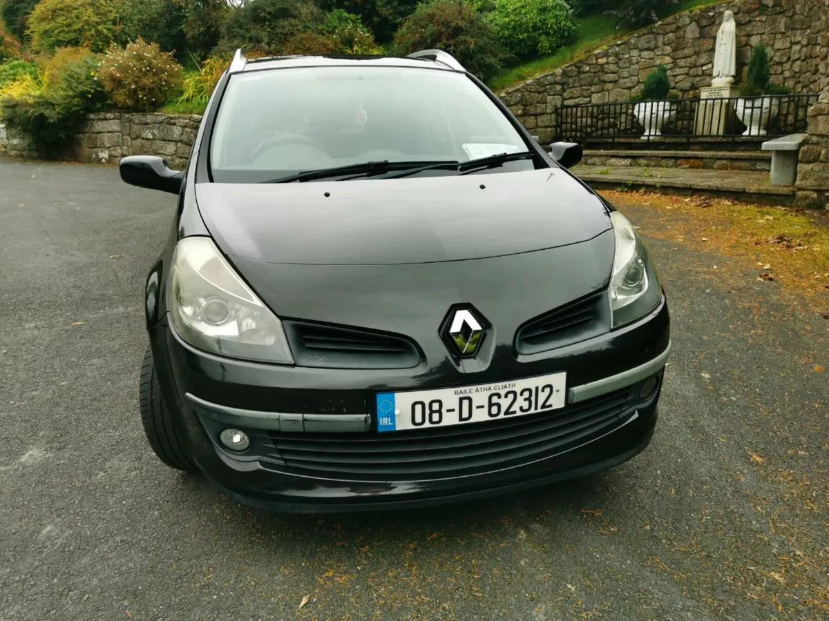Renault Clio estate - Image 2
