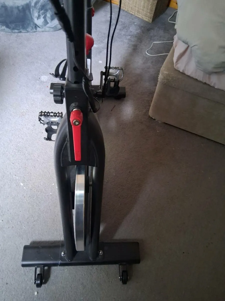 Exercise bike - Image 4
