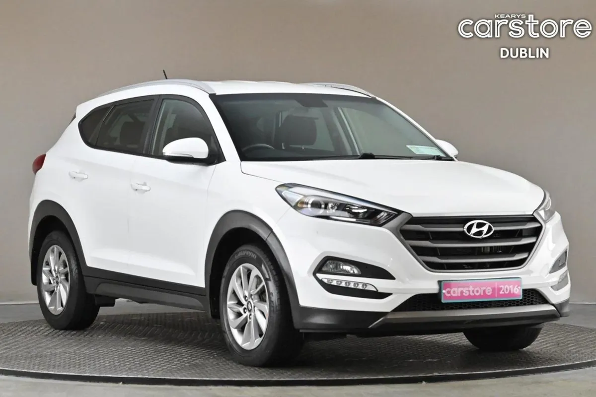 Hyundai Tucson 1.7 D Comfort Plus 6spd  rear Park - Image 1