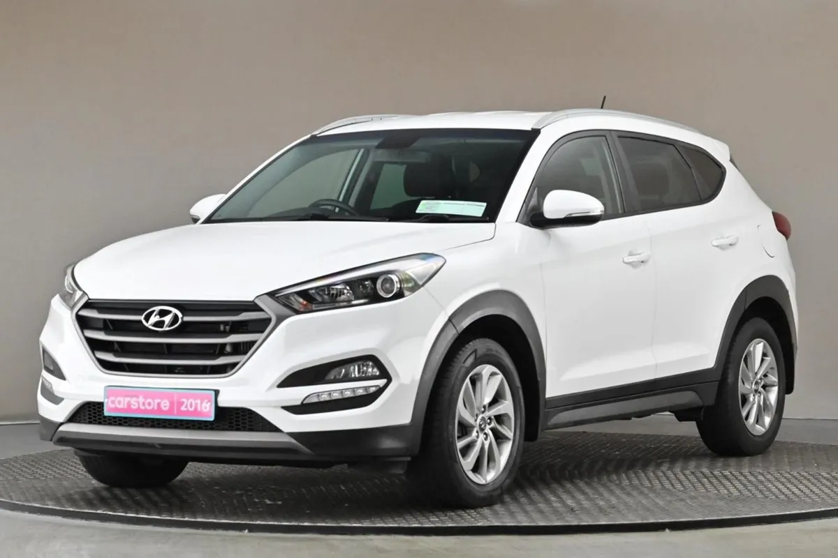 Hyundai Tucson 1.7 D Comfort Plus 6spd  rear Park - Image 3