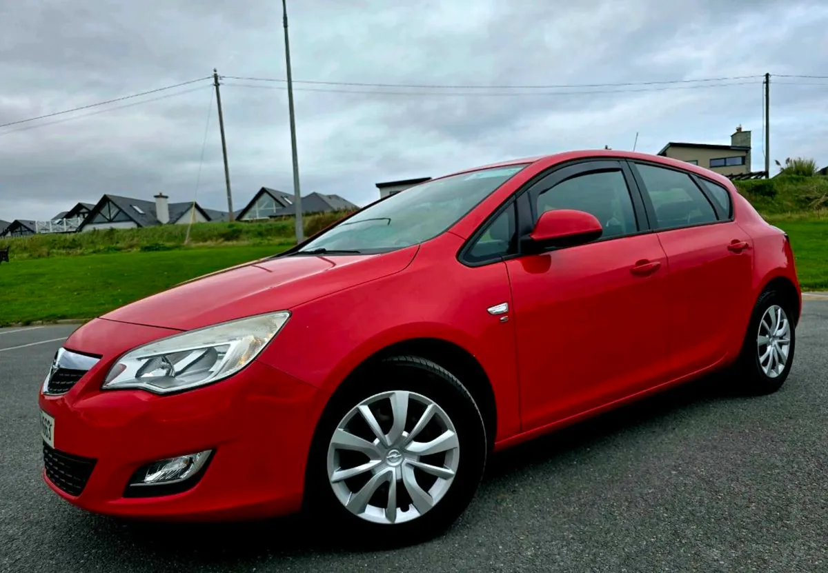 2010 VAUXHALL ASTRA 1.7 CDTI LOW KM TAXED NCTD - Image 1