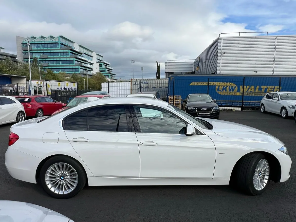 BMW 320D 2016 - Image 4