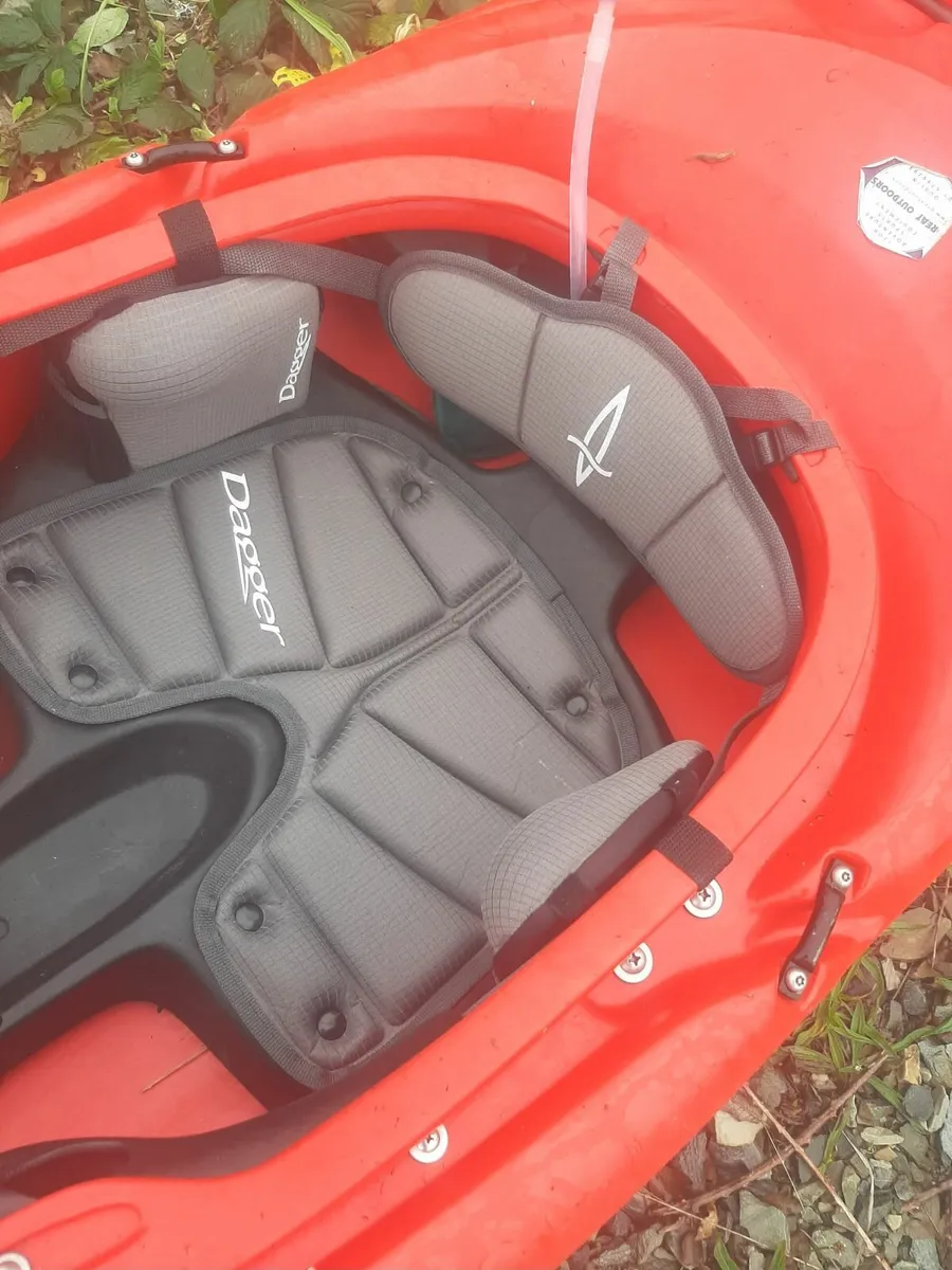 Sit in kayak - Image 1