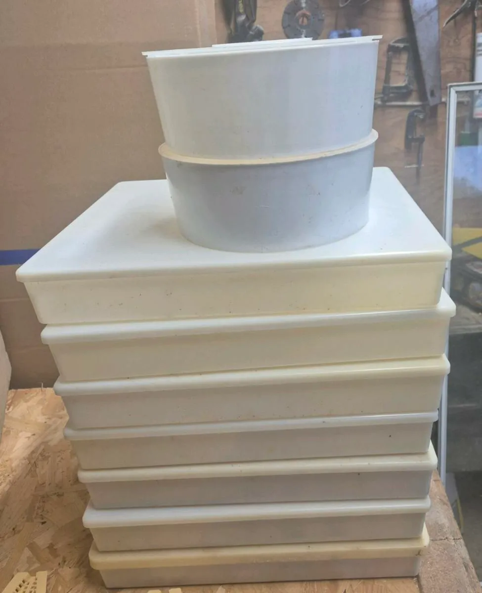Beekeeping equipement - Image 2