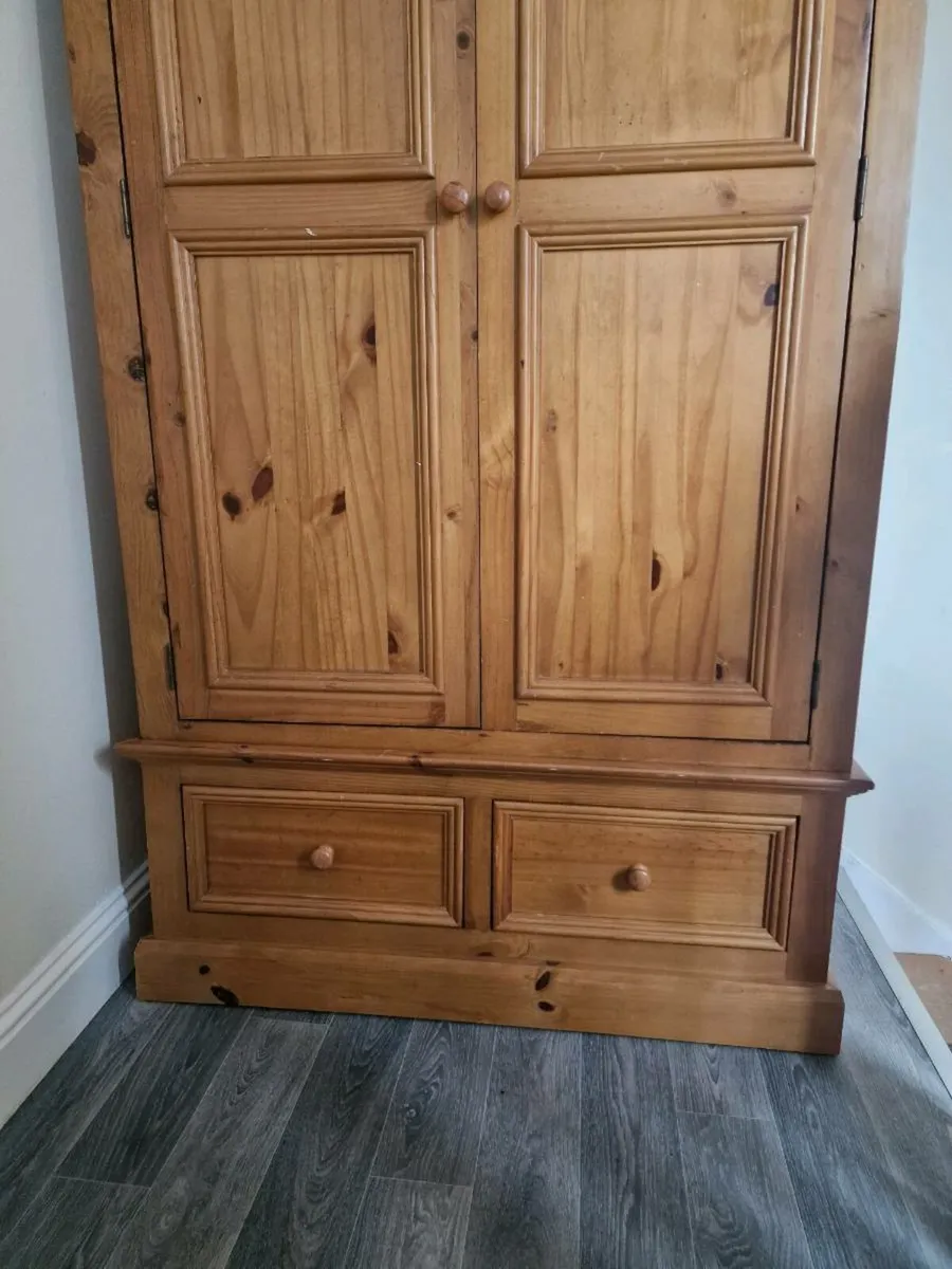 Wardrobe - Image 3