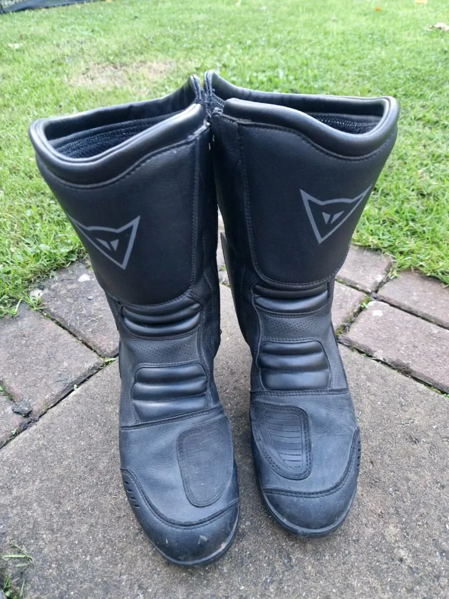 Daniese motorbike boots Size 7.5 or EU 41 - Image 1