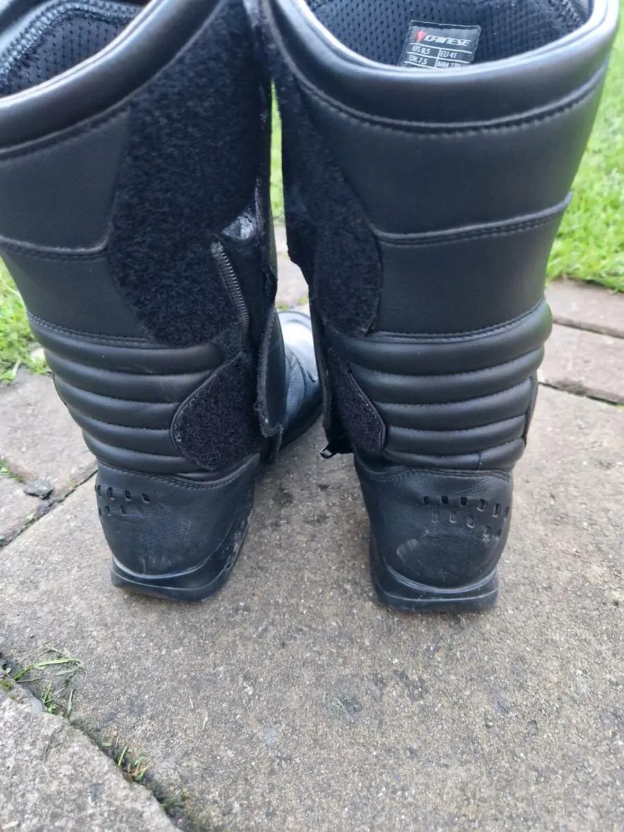 Daniese motorbike boots Size 7.5 or EU 41 - Image 2