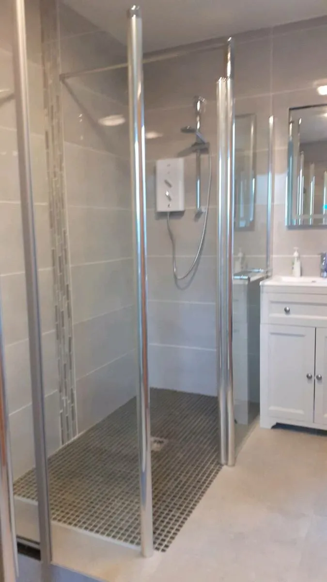 Wet room complete sump kit and all glass panels - Image 3