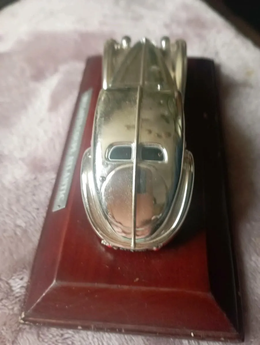 VINTAGE 1938  CHROME BUGATTI 57c COUPLE - Image 2