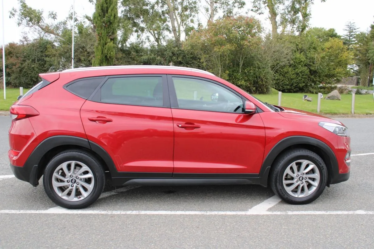 Hyundai Tucson Comfort Plus 5DR 1.7 Diesel - Image 4