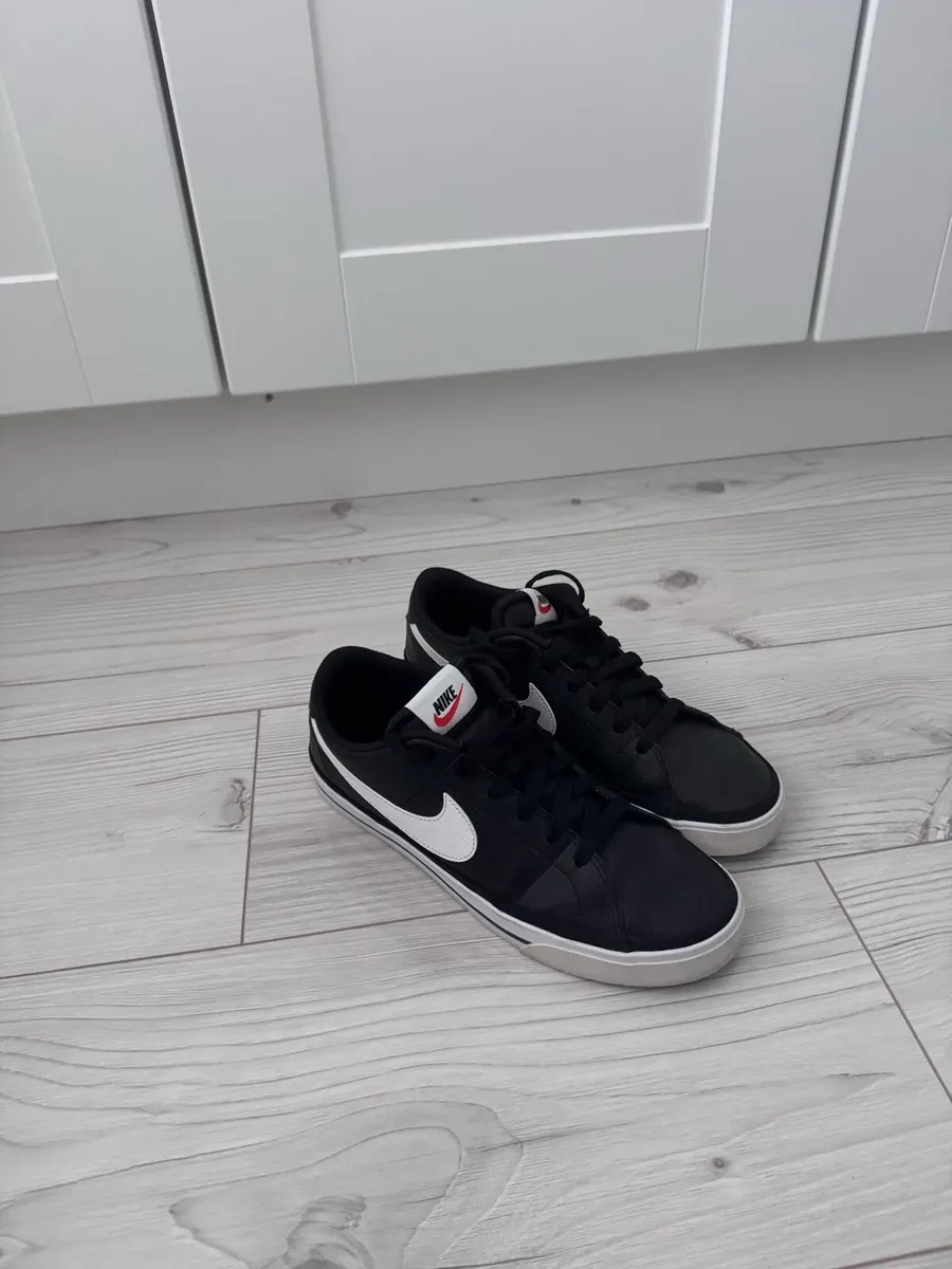 Nike court - Image 2