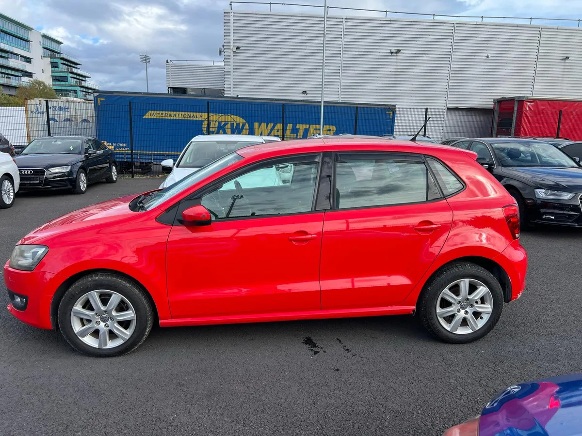 VOLKSWAGEN POLO 2014 - Image 4