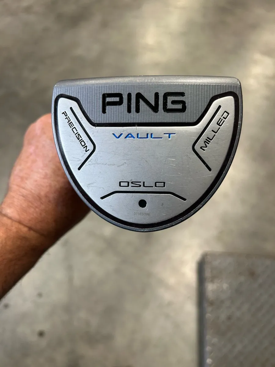 Left Handed Ping Putter - Image 1