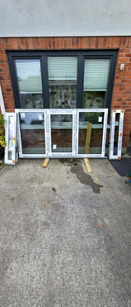 Brand new triple glazed bay window - Image 1