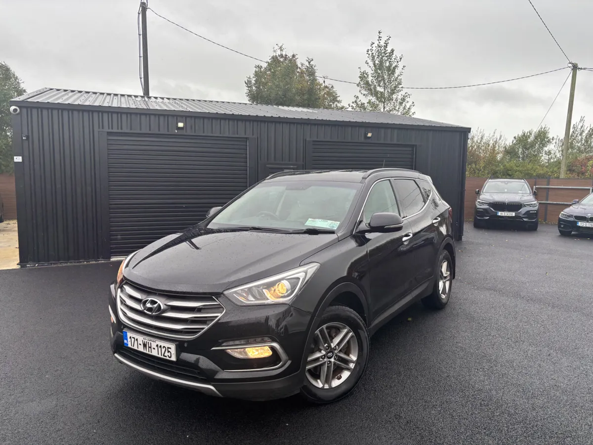 Hyundai Santa Fe 2017 Executive 4WD 7 Seat NCT Tax - Image 1