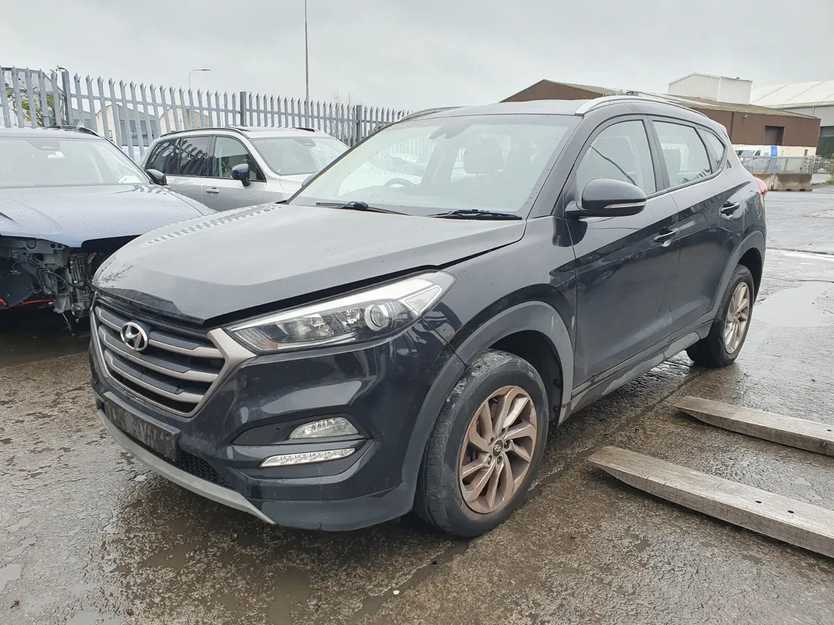 17 HYUNDAI TUCSON  1.7 CRDI (D4FDH) FOR BREAKING - Image 2