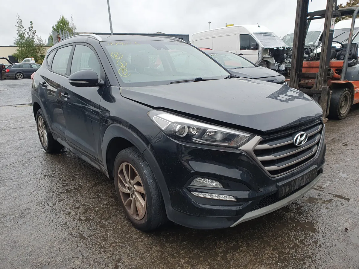 17 HYUNDAI TUCSON  1.7 CRDI (D4FDH) FOR BREAKING - Image 1