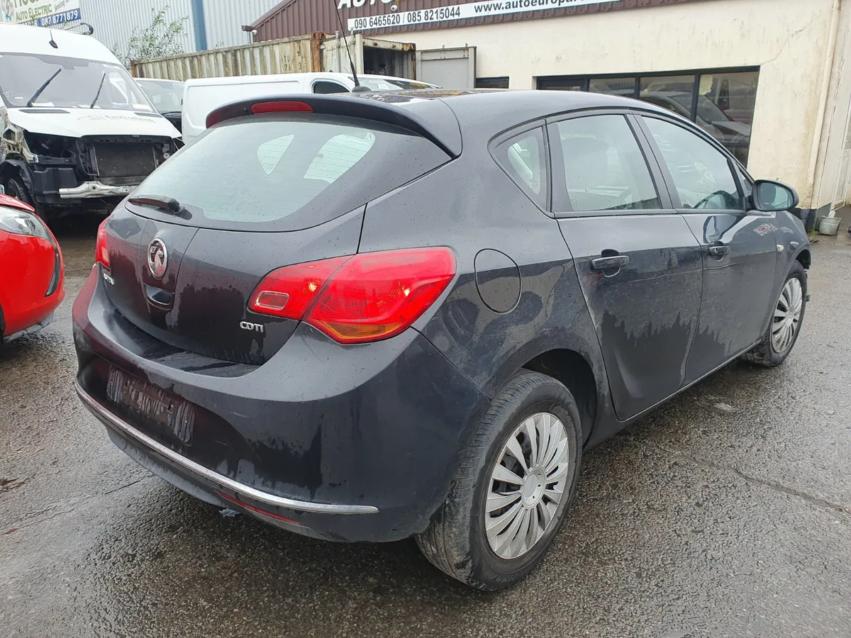 13 OPEL ASTRA  1.7 CDTI (A17DTC) FOR BREAKING - Image 4