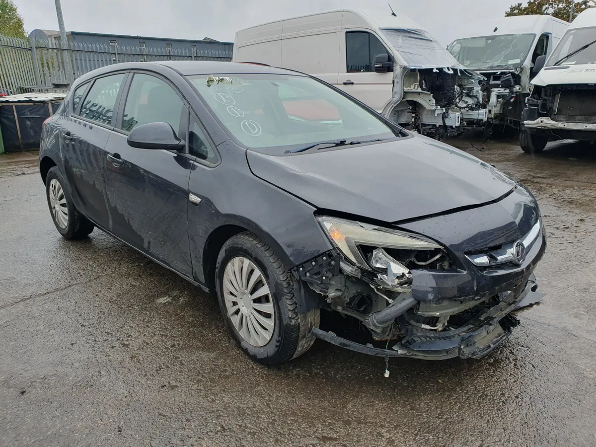 13 OPEL ASTRA  1.7 CDTI (A17DTC) FOR BREAKING - Image 1