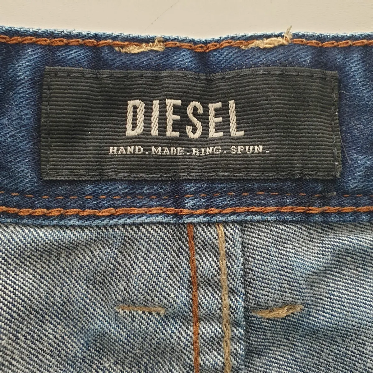 Diesel straight leg jeans W34 L27 - Image 3