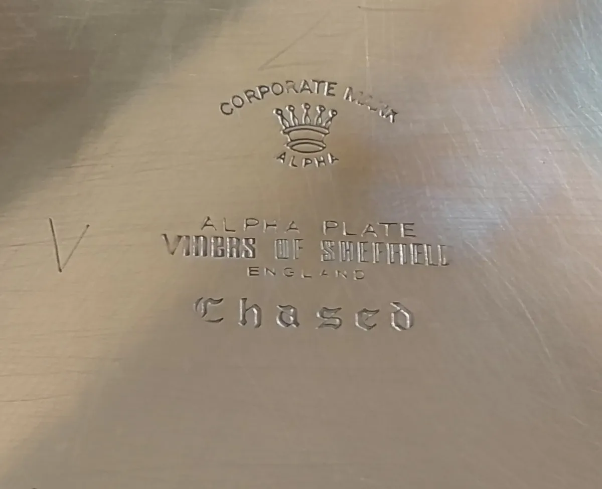 Viners of Sheffield Silver Oval Tray - Image 3