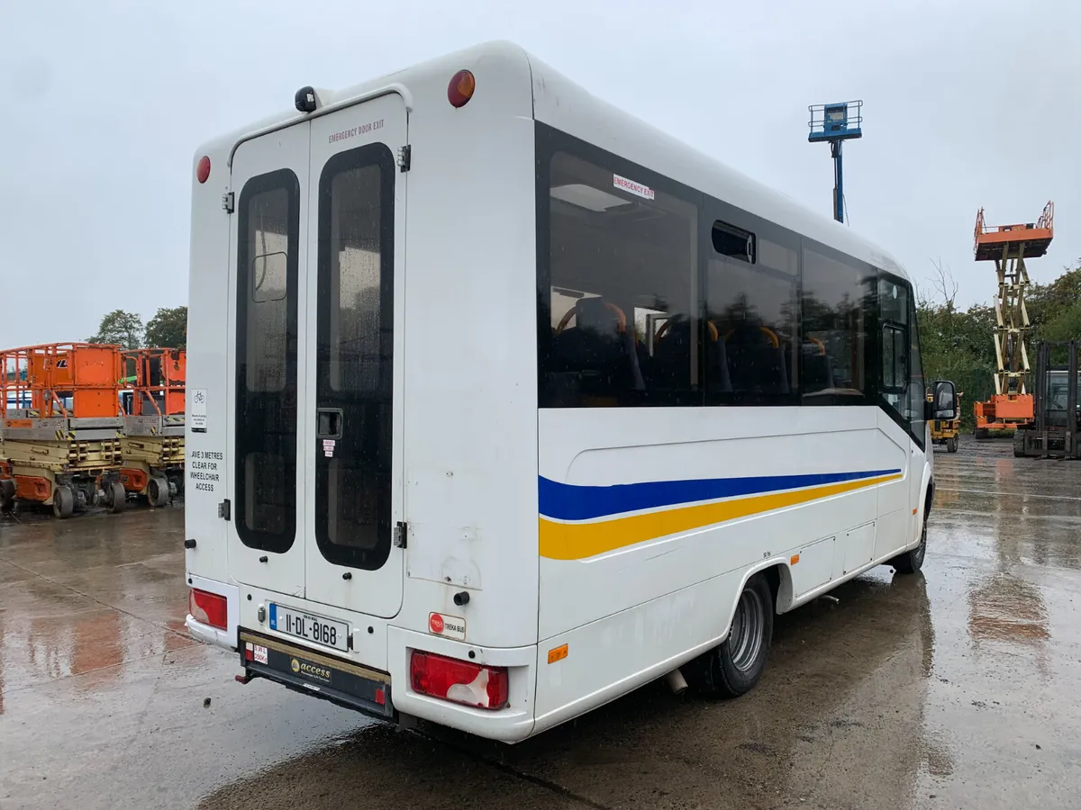2011 MERCEDES BENZ SPRINTER 16 SEATER MINI BUS - Image 4