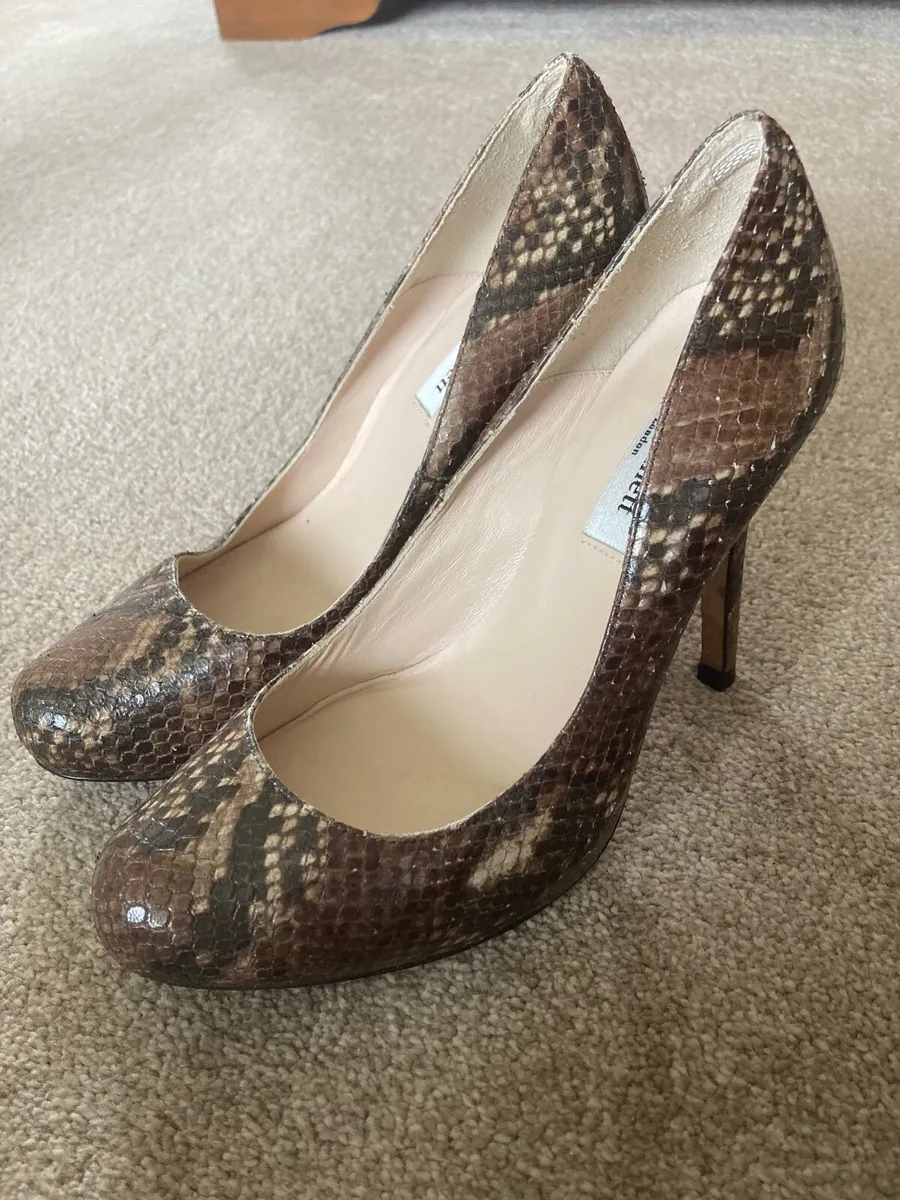 LK Bennett Heels Size 4 - Image 2