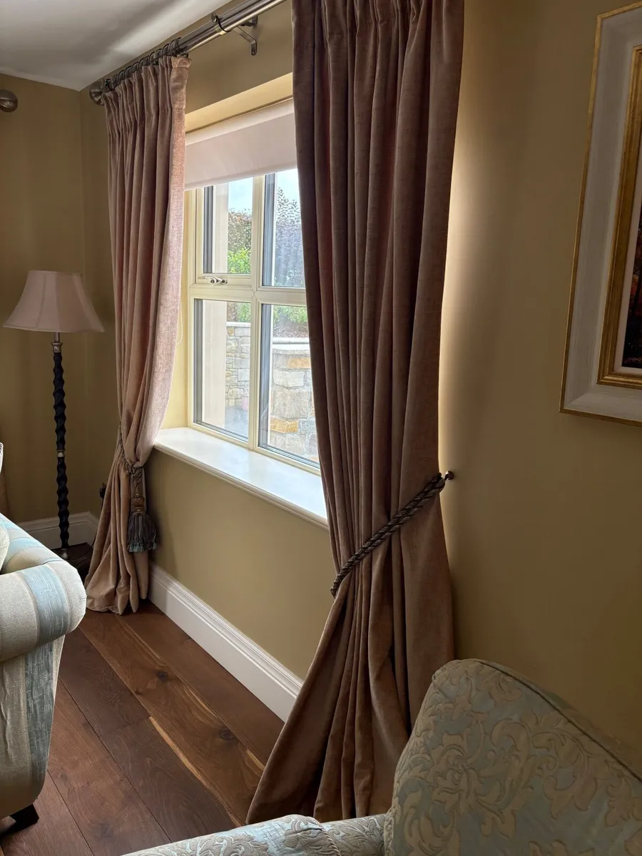 Curtains - Image 1