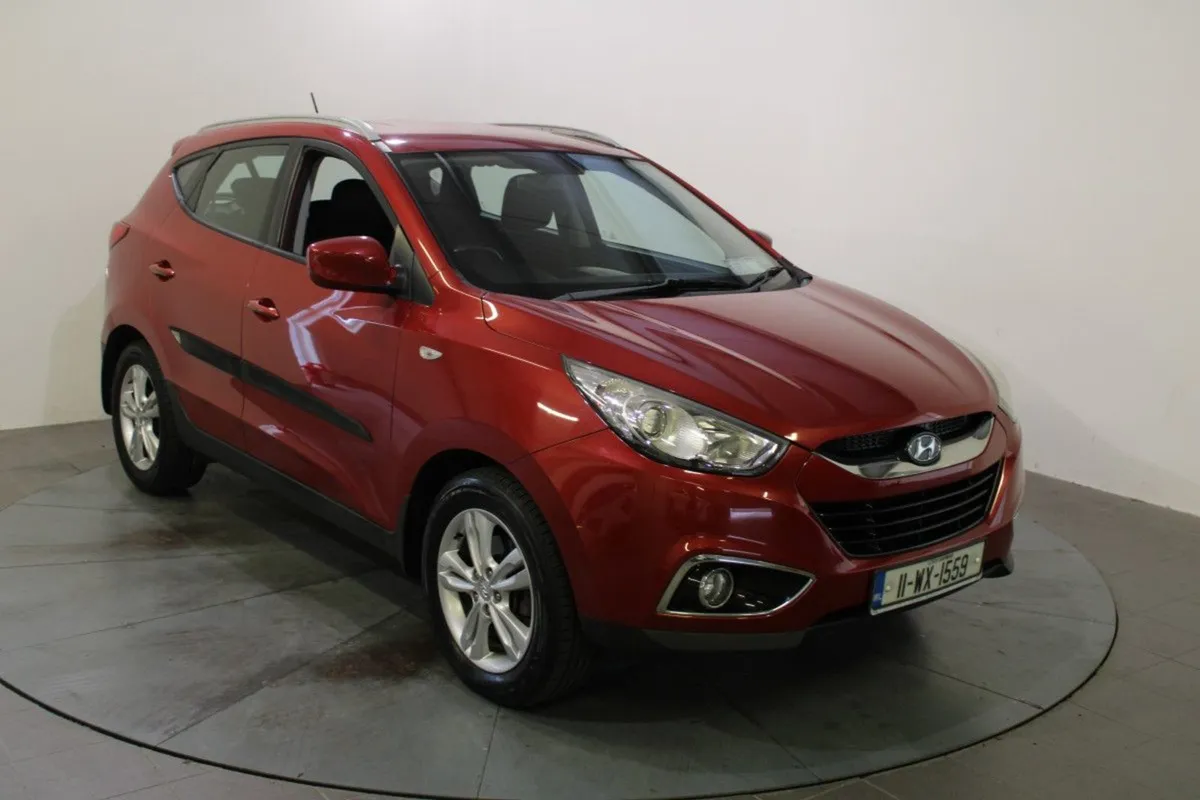Hyundai ix35 1.7 5DR Diesel - Image 1