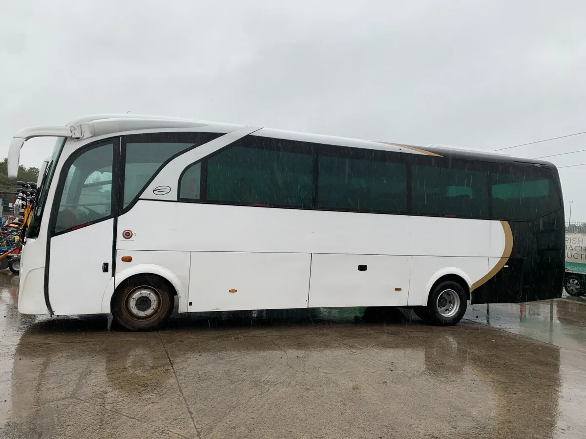 2008 MERCEDES BENZ ATEGO 41 SEATER COACH FOR AUCT - Image 2