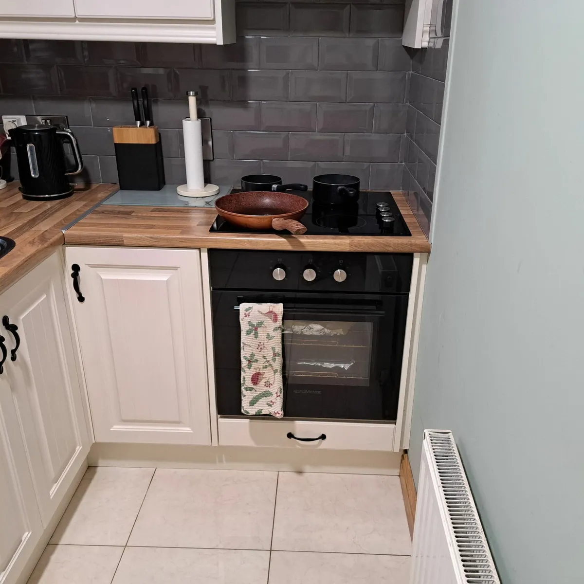 Kitchen - Image 2