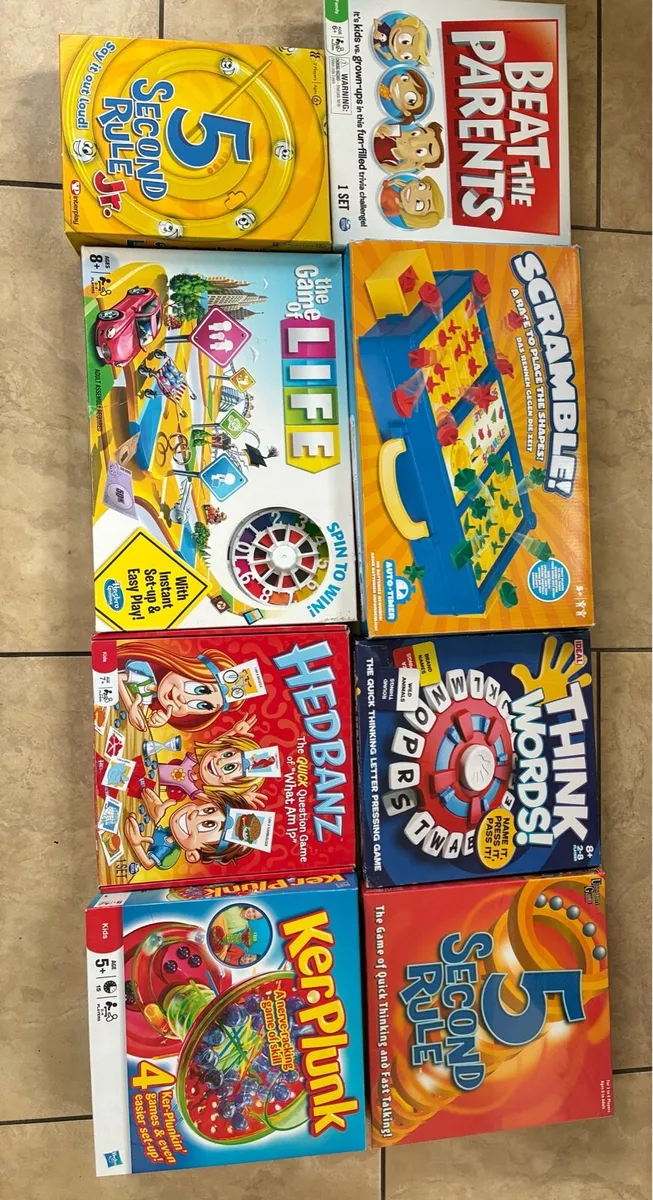Boy books and toys - Image 1
