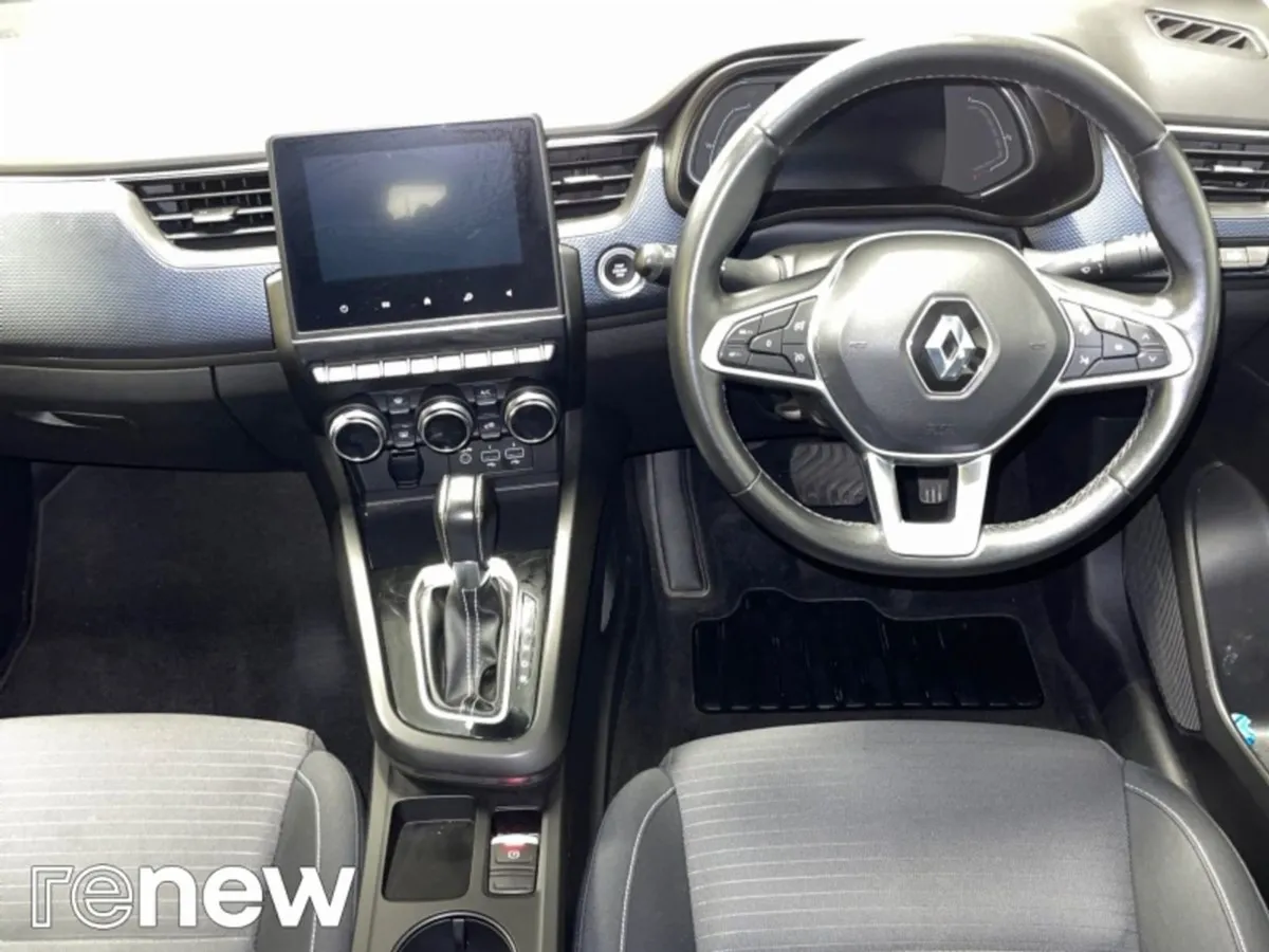 Renault Arkana Iconic E-tech Hybrid 145 Auto - Image 2