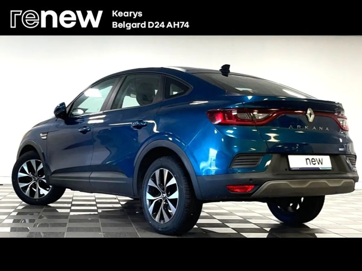 Renault Arkana Iconic E-tech Hybrid 145 Auto - Image 3