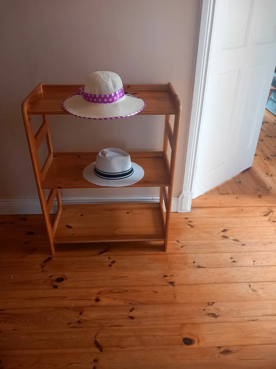 wooden 3 tier shelf