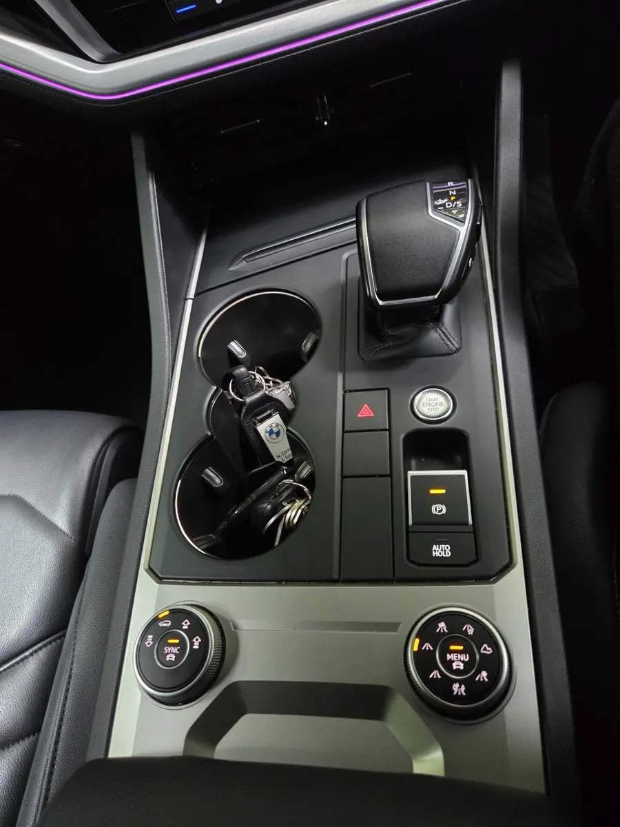 Volkswagen Touareg 2019 - Image 4