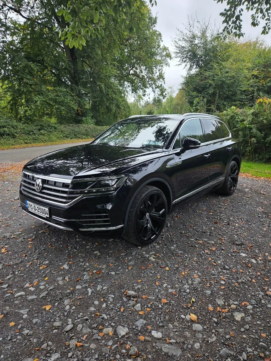 Volkswagen Touareg 2019 - Image 1