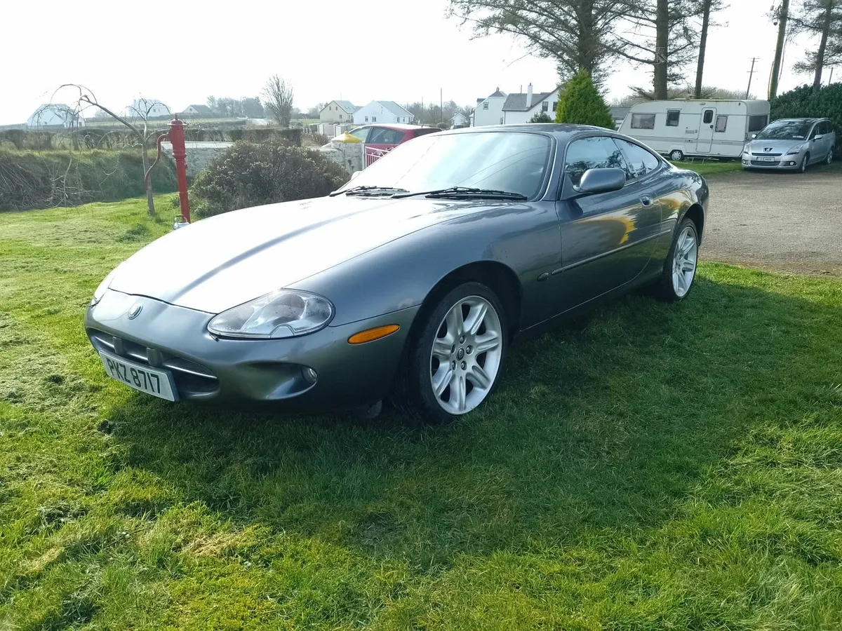 TRIUMPH. JAGUAR. TOYOTA. OPEL. £1250 - Image 3