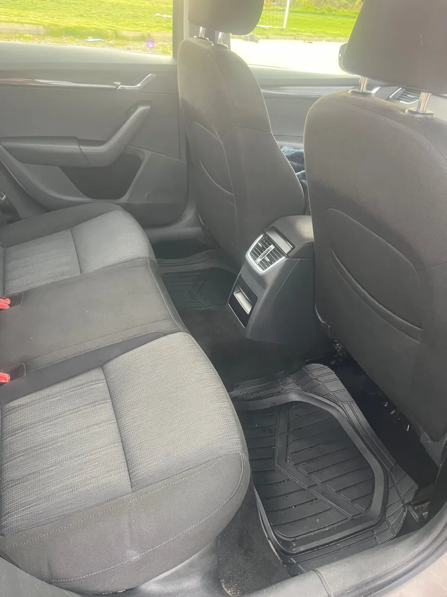 Skoda Octavia 2017 - Image 4