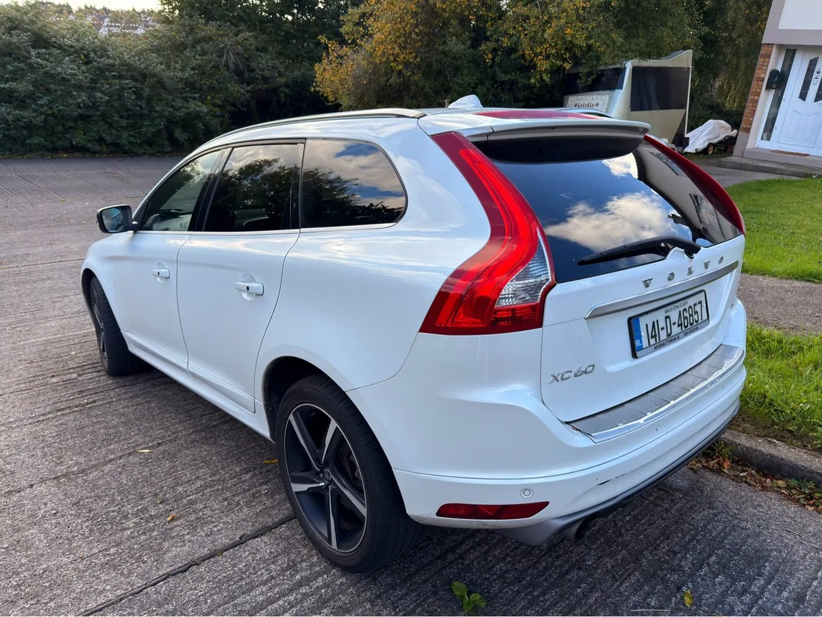 Volvo XC60 T5 - Image 4